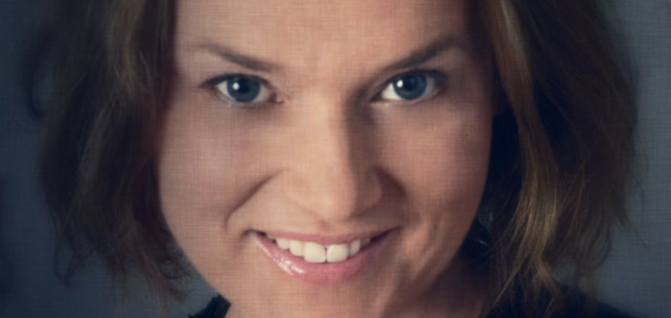 I am a woman who loves what she does